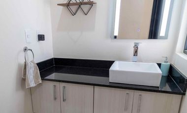 VENTA DE CASA DE TRES RECAMARAS UBICADA A 10 MINUTOS DEL MAR EN PLAYA DEL CARMEN