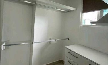 ALQUILER DE APARTAMENTO DE 3 REC. CON LINEA BLANCA EN CLAYTON PARK II