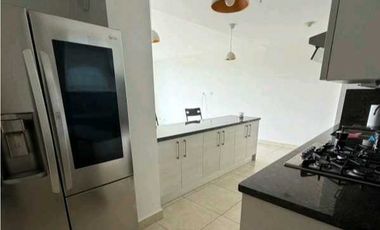 ALQUILER DE APARTAMENTO DE 3 REC. CON LINEA BLANCA EN CLAYTON PARK II