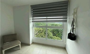 ALQUILER DE APARTAMENTO DE 3 REC. CON LINEA BLANCA EN CLAYTON PARK II