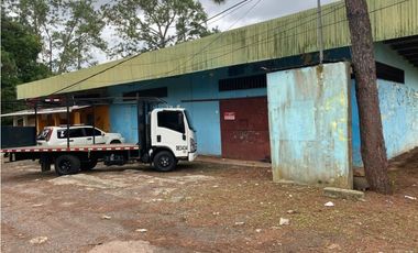 Vendo Remato Local comercial con apartamentos en Chorrera