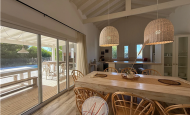 Casa en Ecuestre - Costa Esmeralda