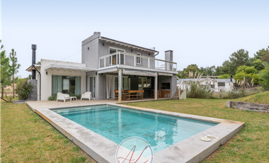 RETASADA!! Casa en Senderos III - Costa Esmeralda