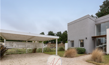 RETASADA!! Casa en Senderos III - Costa Esmeralda