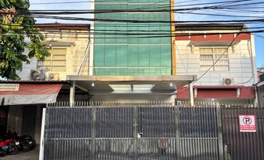 MINI BUILDING 4 LANTAI PLUS ROOFTOP, BANGUNAN TERAWAT DAN SIAP HUNI.