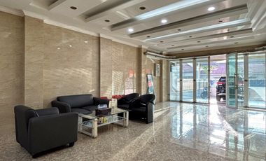 MINI BUILDING 4 LANTAI PLUS ROOFTOP, BANGUNAN TERAWAT DAN SIAP HUNI.