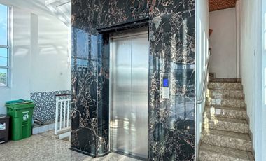 MINI BUILDING 4 LANTAI PLUS ROOFTOP, BANGUNAN TERAWAT DAN SIAP HUNI.