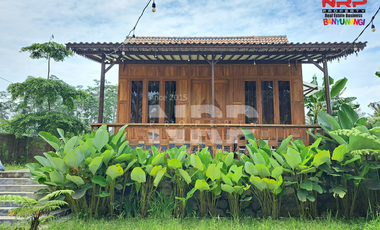 Dijual Vila dengan View Cantik Full Furniture di Segobang - Licin Bany