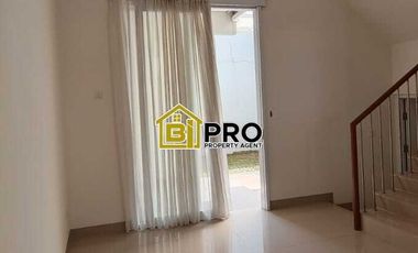Dijual rumah 2 lantai di Citra Gran CBD*