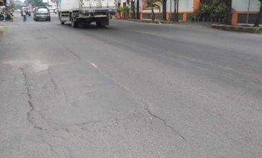 Lahan tanah lokasi strategis di pinggir jalan raya narogong bekasi