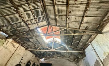 Venta Galpón 368m2 a metros Av. Colón y San Juan