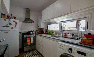 Departamento un Dormitorio sobre Avenida La PLata