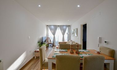 Departamento un Dormitorio sobre Avenida La PLata