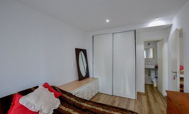 Departamento un Dormitorio sobre Avenida La PLata