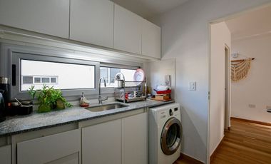 Departamento un Dormitorio sobre Avenida La PLata
