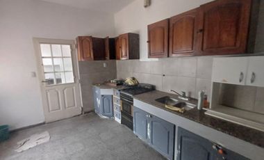 VENTA GALPON 2 DEPARTAMENTOS SAN MARTIN