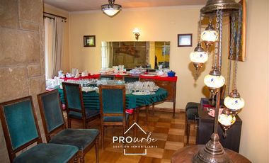 Casa en Venta en Bajó de precio, cercana al metro Los Dominicos.