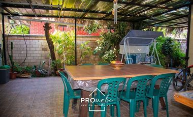 Casa en Venta en Bajó de precio, cercana al metro Los Dominicos.