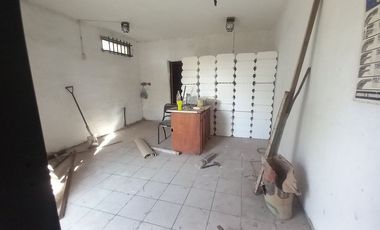 VENTA GALPON EN COLECTORA CERCA DE AV SABATINI