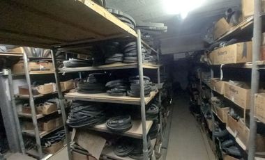 VENTA GALPON EN COLECTORA CERCA DE AV SABATINI