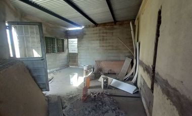 VENTA GALPON EN COLECTORA CERCA DE AV SABATINI