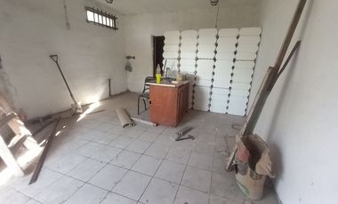 VENTA GALPON EN COLECTORA CERCA DE AV SABATINI