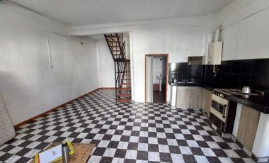 VENTA GALPON + 3 DEPTOS EN BARRIO SANTA ISABEL II