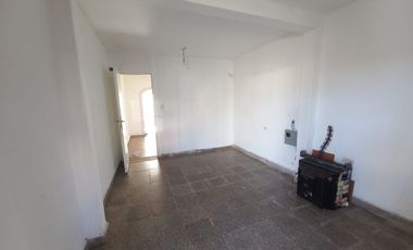 VENTA GALPON + 3 DEPTOS EN BARRIO SANTA ISABEL II