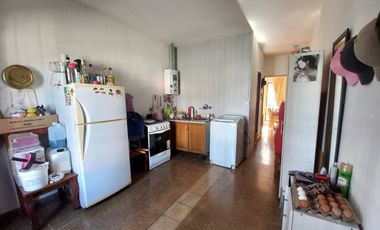 VENTA GALPON + 3 DEPTOS EN BARRIO SANTA ISABEL II