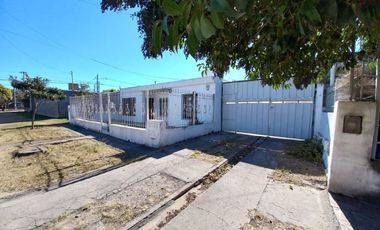 VENTA GALPON + 3 DEPTOS EN BARRIO SANTA ISABEL II