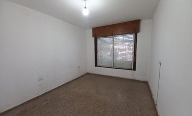 VENTA GALPON + 3 DEPTOS EN BARRIO SANTA ISABEL II