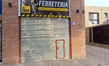 Venta Local Comercial + 2 cocheras descubiertas