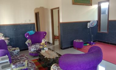 Di Jual Rumah Siap Huni ,Pinggir Jalan bis buat usaha