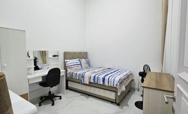 DISEWA RUMAH FULL FURNISH KAV BILLYMOON PONDOK KELAPA DUREN SAWIT