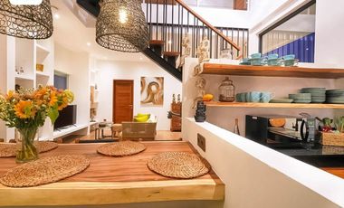 FOR SALE VILLA LUXURY 2ND FLOOR WITH RICEFIELD VIEW