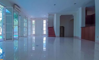 Dijual / disewakan rumah 3 kamar Kemang Jakarta Selatan