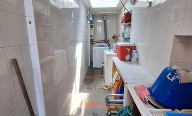 Casa en venta de 4 dormitorios, Urb. Terranova, sector UEES, Vía Samborondón