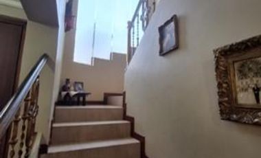 Casa en venta de 4 dormitorios, Urb. Terranova, sector UEES, Vía Samborondón