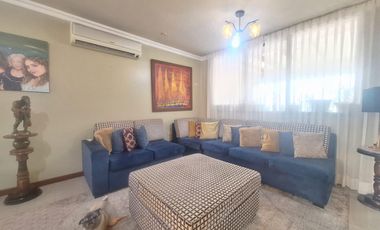 Casa en venta de 4 dormitorios, Urb. Terranova, sector UEES, Vía Samborondón