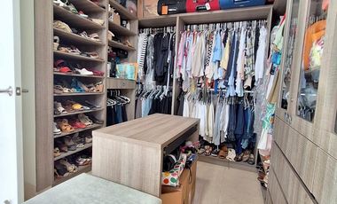 Espectacular Penthouse Amoblado en venta-4 dormitorios-Isla Mocolí, Samborondón