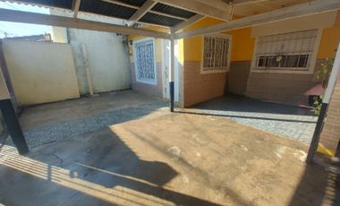 VENTA DE 2 CASAS DE 3AMB C/U EN MISMO LOTE  LOMAS