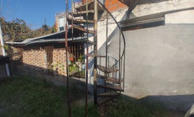 VENTA DE 2 CASAS DE 3AMB C/U EN MISMO LOTE  LOMAS