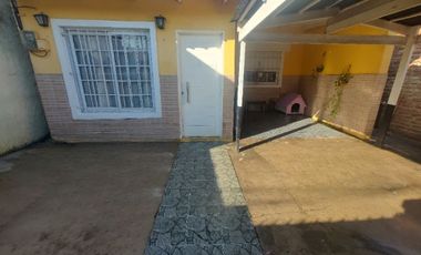 VENTA DE 2 CASAS DE 3AMB C/U EN MISMO LOTE  LOMAS