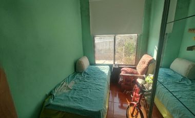 VENTA DE 2 CASAS DE 3AMB C/U EN MISMO LOTE  LOMAS