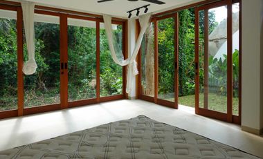 Spacious 4-Bedroom Villa in Tranquil Cepaka