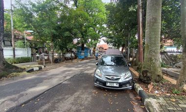 Rumah Belanda sayap Cipaganti Cihampelas dekat ayam goreng Suharti