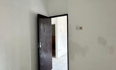 Dekat Kawasan Industri! Rumah Second Rapi Tinggal Bawa Koper Aja