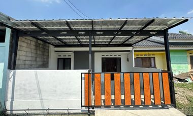 Dekat Kawasan Industri! Rumah Second Rapi Tinggal Bawa Koper Aja