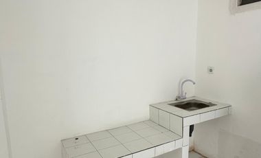 Dekat Kawasan Industri! Rumah Second Rapi Tinggal Bawa Koper Aja