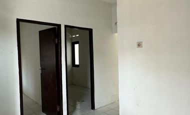 Dekat Kawasan Industri! Rumah Second Rapi Tinggal Bawa Koper Aja